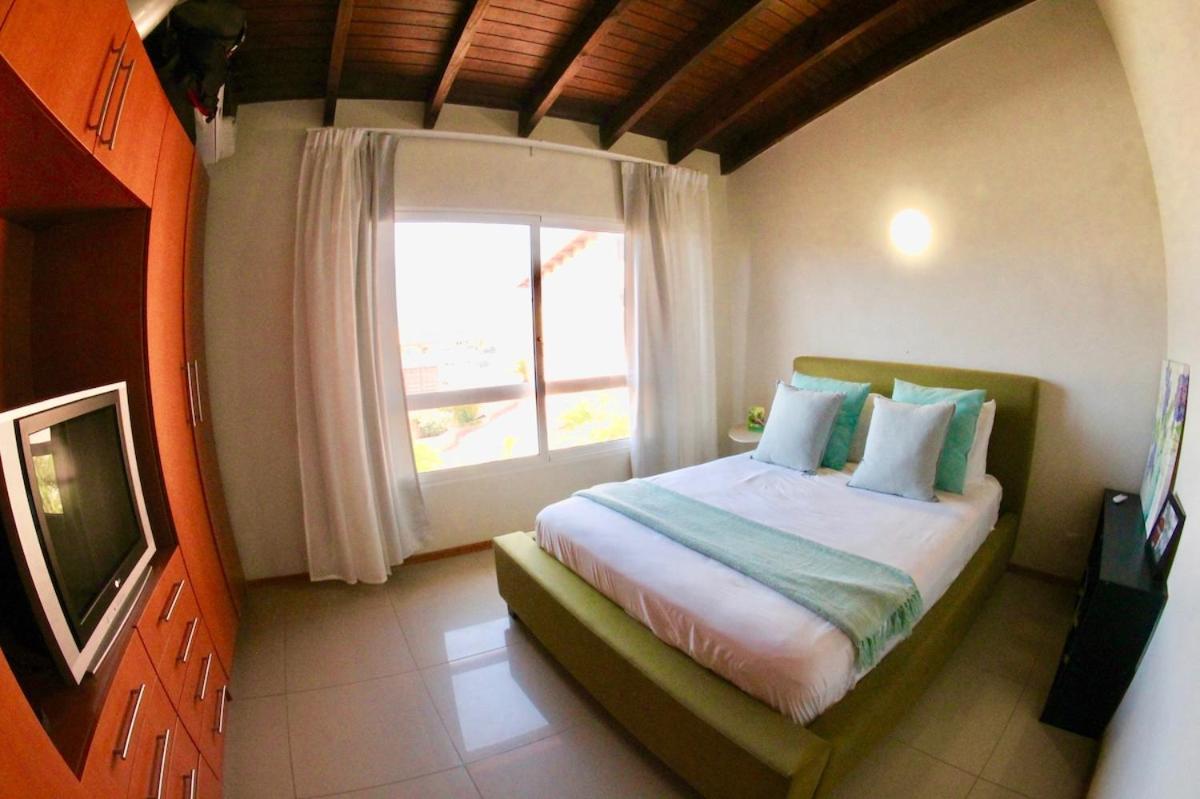 Eagle Beach Luxury House, Walking Distance To The Beach Palm Beach Luaran gambar