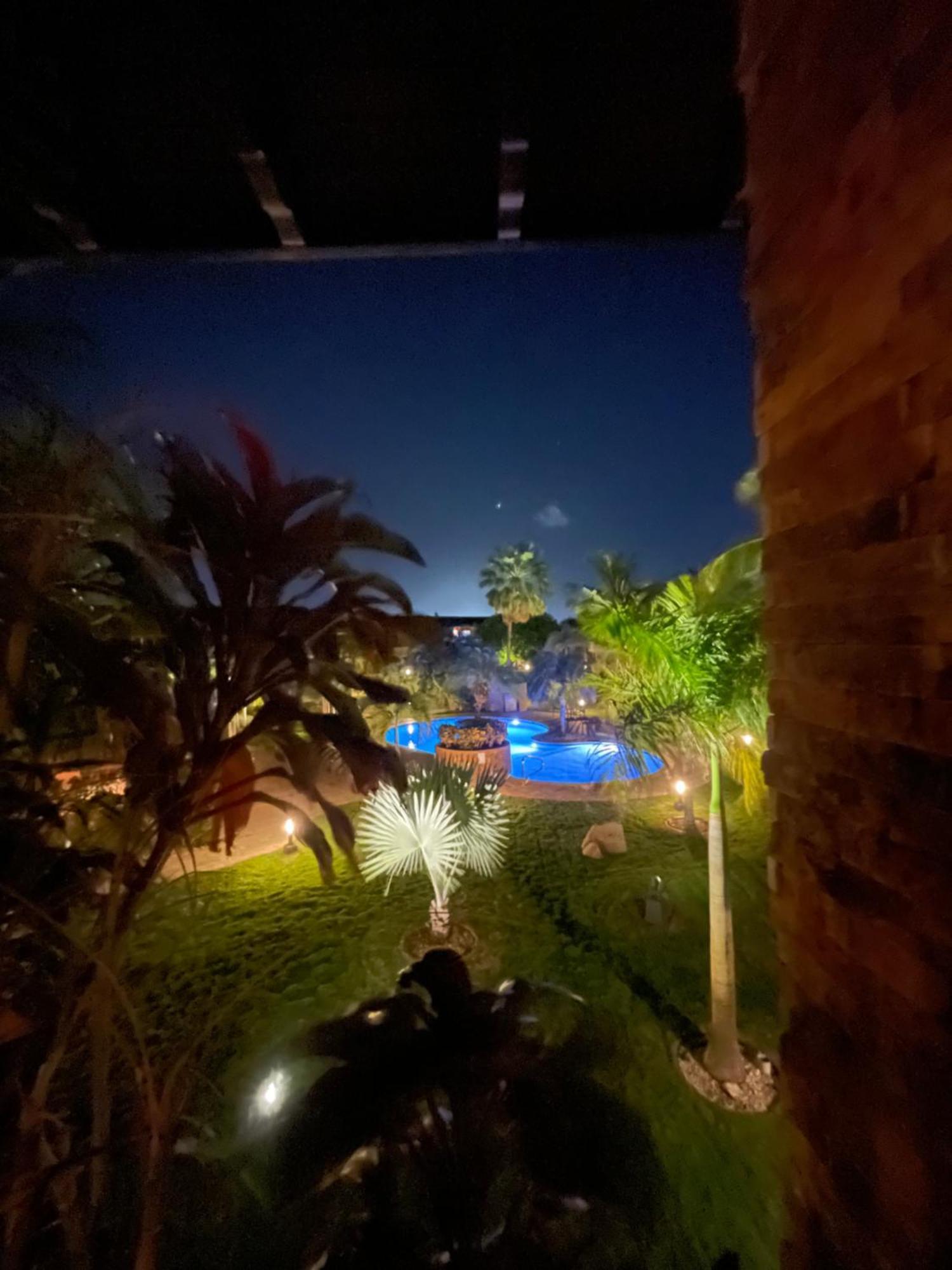 Eagle Beach Luxury House, Walking Distance To The Beach Palm Beach Luaran gambar