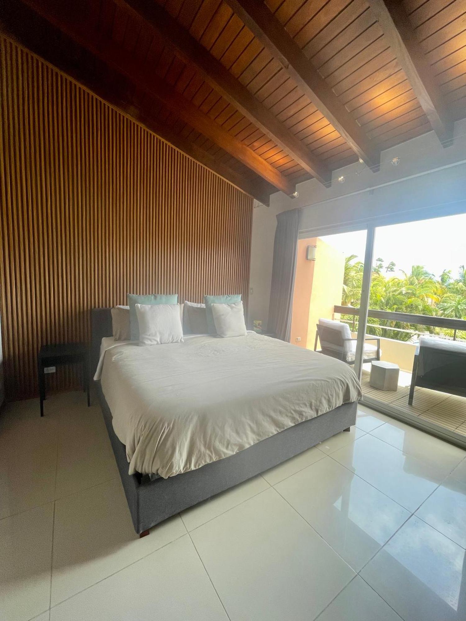 Eagle Beach Luxury House, Walking Distance To The Beach Palm Beach Luaran gambar